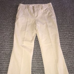 GAP Perfect Khaki